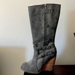 Women’s boots - Very Volatile - Size 7